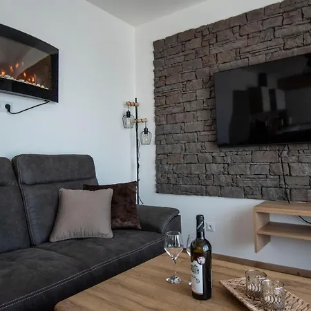 Jesienka, Hillside * DolnyKubin