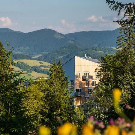 Jesienka, Hillside Dolny Kubin