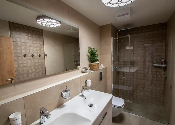 Jesienka, Hillside Apartman Alsókubin