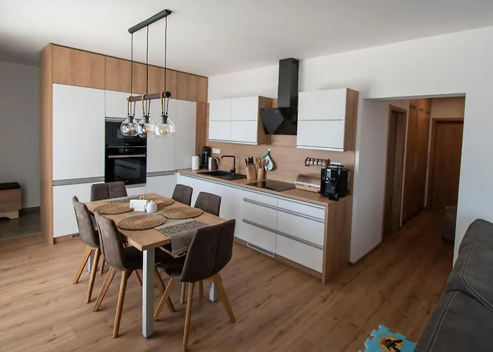 Jesienka, Hillside Apartman *